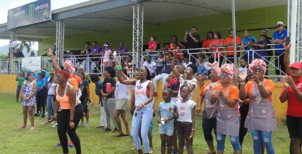 Photo-1-Staff-and-supporters-cheer-on-their-favourite-teams-1024×768